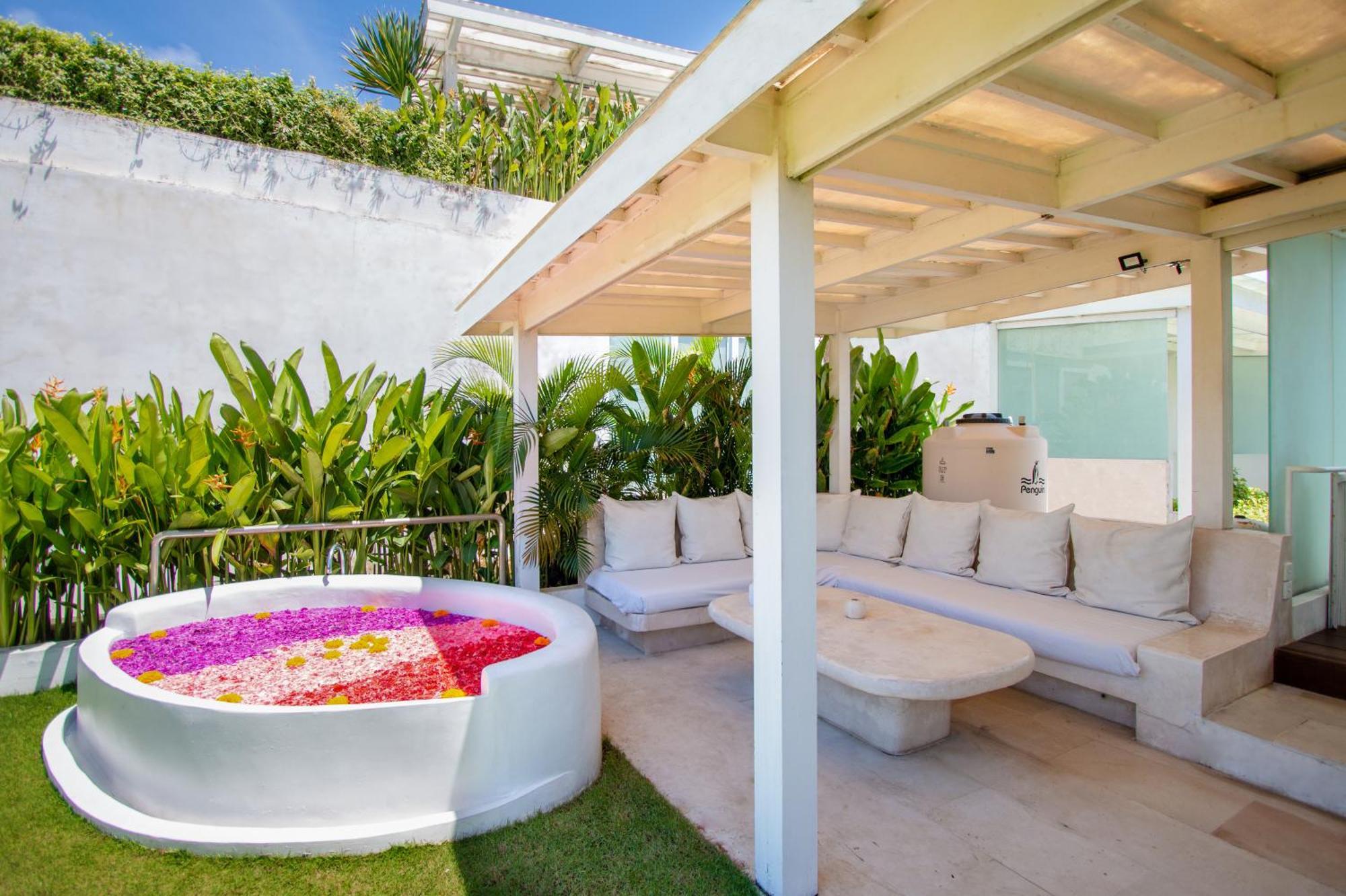 Eden The Residence At The Sea Seminyak Екстер'єр фото