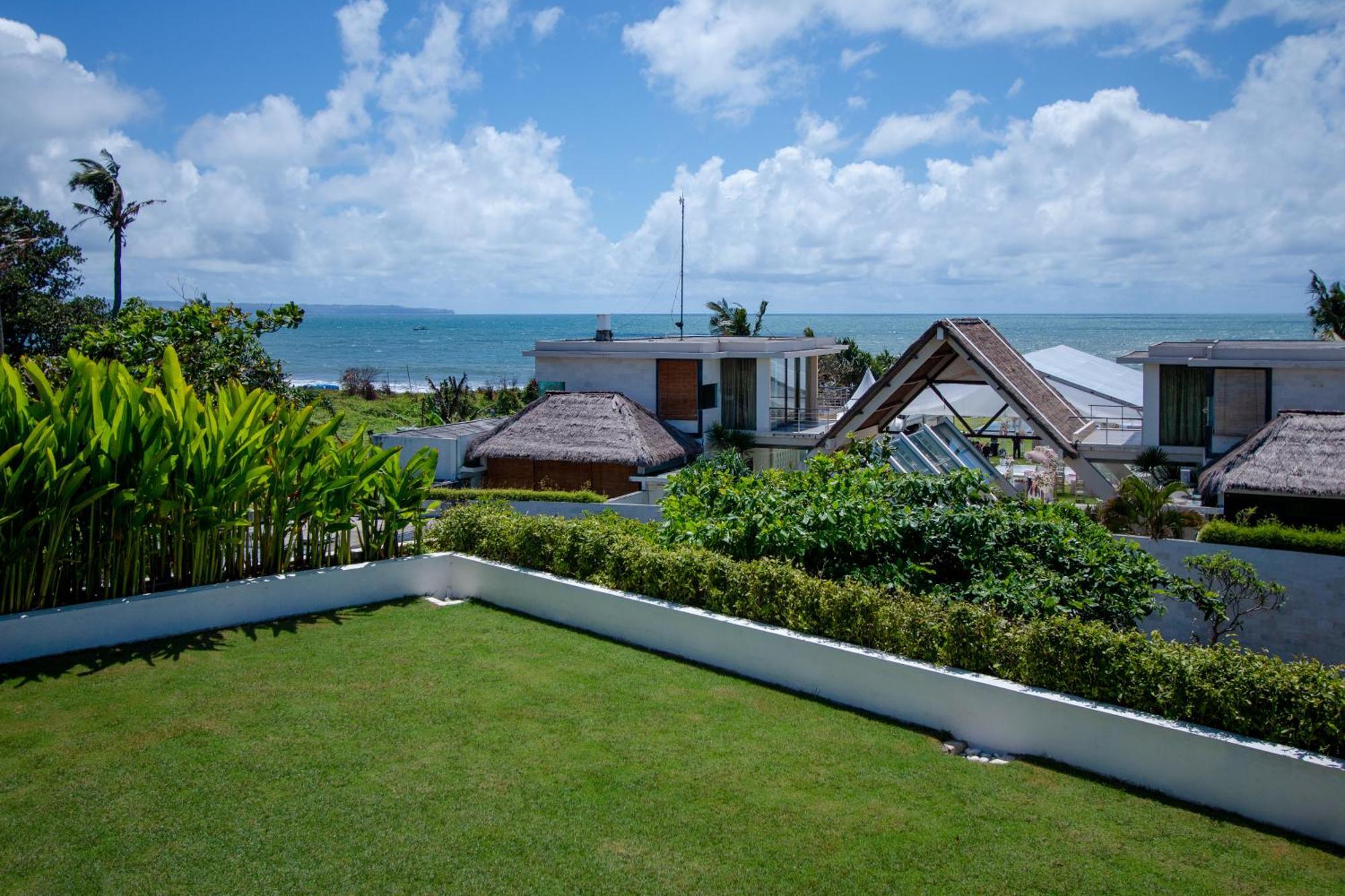 Eden The Residence At The Sea Seminyak Екстер'єр фото