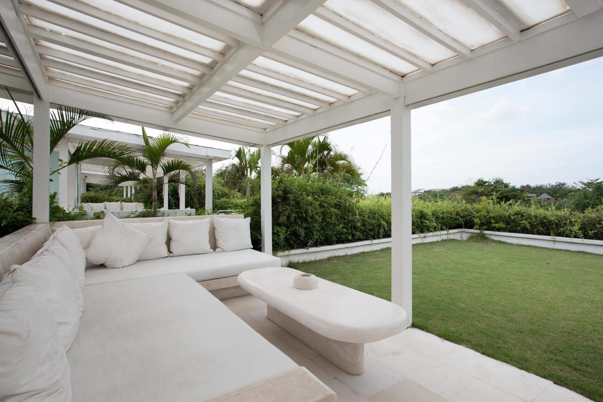 Eden The Residence At The Sea Seminyak Екстер'єр фото